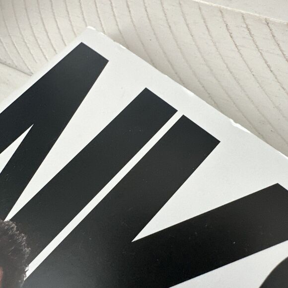 KOTB Mixtape Tour Book - Concert Tour Memorabilia- New kids On The Block 2019 - Picture 3 of 14